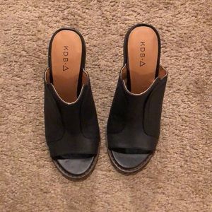 Peep toe wedged heels